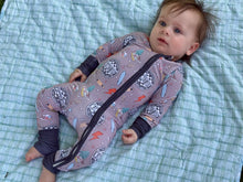 Load image into Gallery viewer, Mama&#39;s Boy Zippy