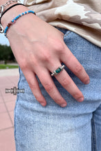 Load image into Gallery viewer, Pondasetta Stretch Ring