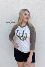 Load image into Gallery viewer, Lucky Horseshoe RAGLAN