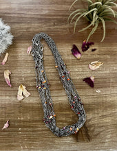 Load image into Gallery viewer, Mix purple and orange spiny chain choker