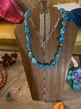 Load image into Gallery viewer, The Chic Dangle Earrings with Navajo Pearls