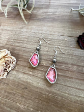Load image into Gallery viewer, Pink Dangle And Navajos Pearl Earrings