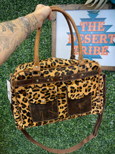Load image into Gallery viewer, Leopard Duffle Bag