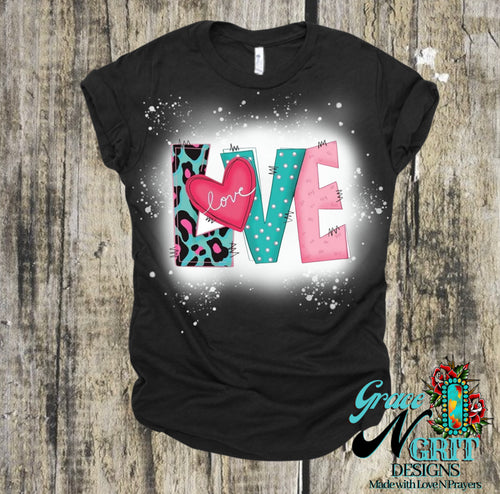 LOVE Tee