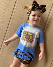 Load image into Gallery viewer, Kid&#39;s Serape Sunflower Tee