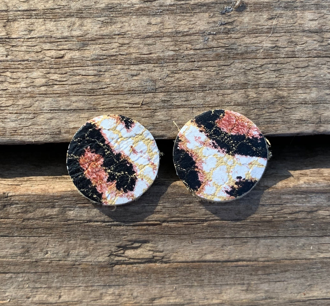 Lacy Studs