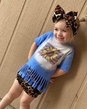 Load image into Gallery viewer, Kid&#39;s Serape Sunflower Tee