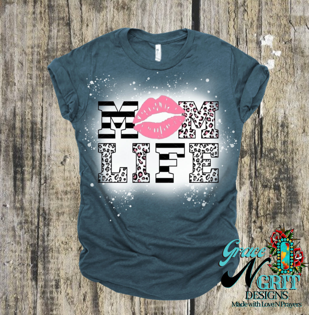 Mom Life Tee